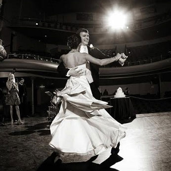 R-Dance offre un corso di Wedding Dance a SPOSI IN R-Dance offre un corso di Wedding Dance a SPOSI IN