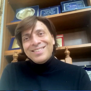 Parliamo con lo stilista Anton Giulio Grande incontrato a HOAS Parliamo con lo stilista Anton Giulio Grande incontrato a HOAS